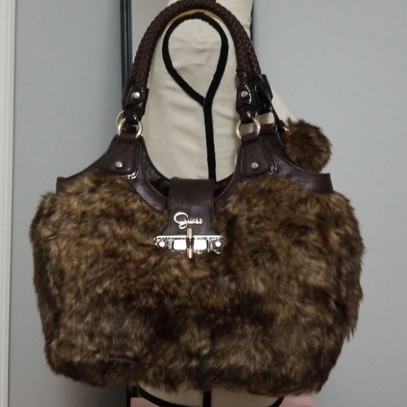 Guess Bag - Picture 2 of 8